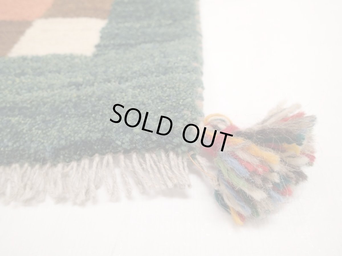 画像2: 座布団サイズミニギャッベ_C22_MiniGabbeh_38x38 (2)