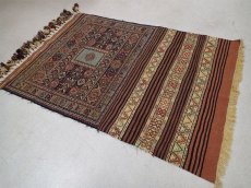 画像2: センターラグサイズキリム_A1_WeddingKilim_128x122 (2)