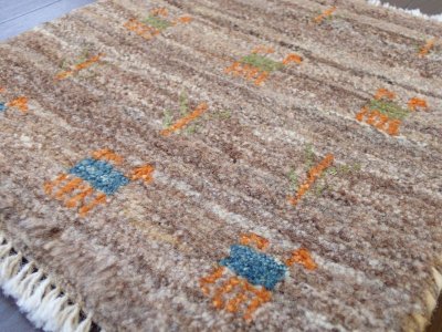 画像2: ペルシャ ミニ ギャッベ 座布団 サイズ 39 x 38 C24 ハンドメイド ラグ クッション 天然 ウール 手織り ギャベ ナチュラル 茶