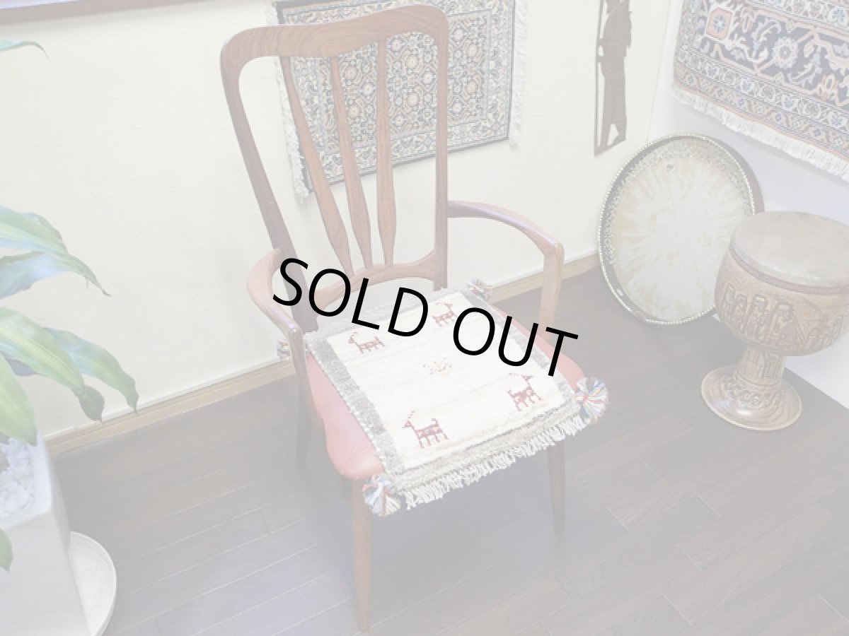 画像3: 手織りペルシャミニギャッベC7座布団サイズ41×36ハンドメイドラグ (3)