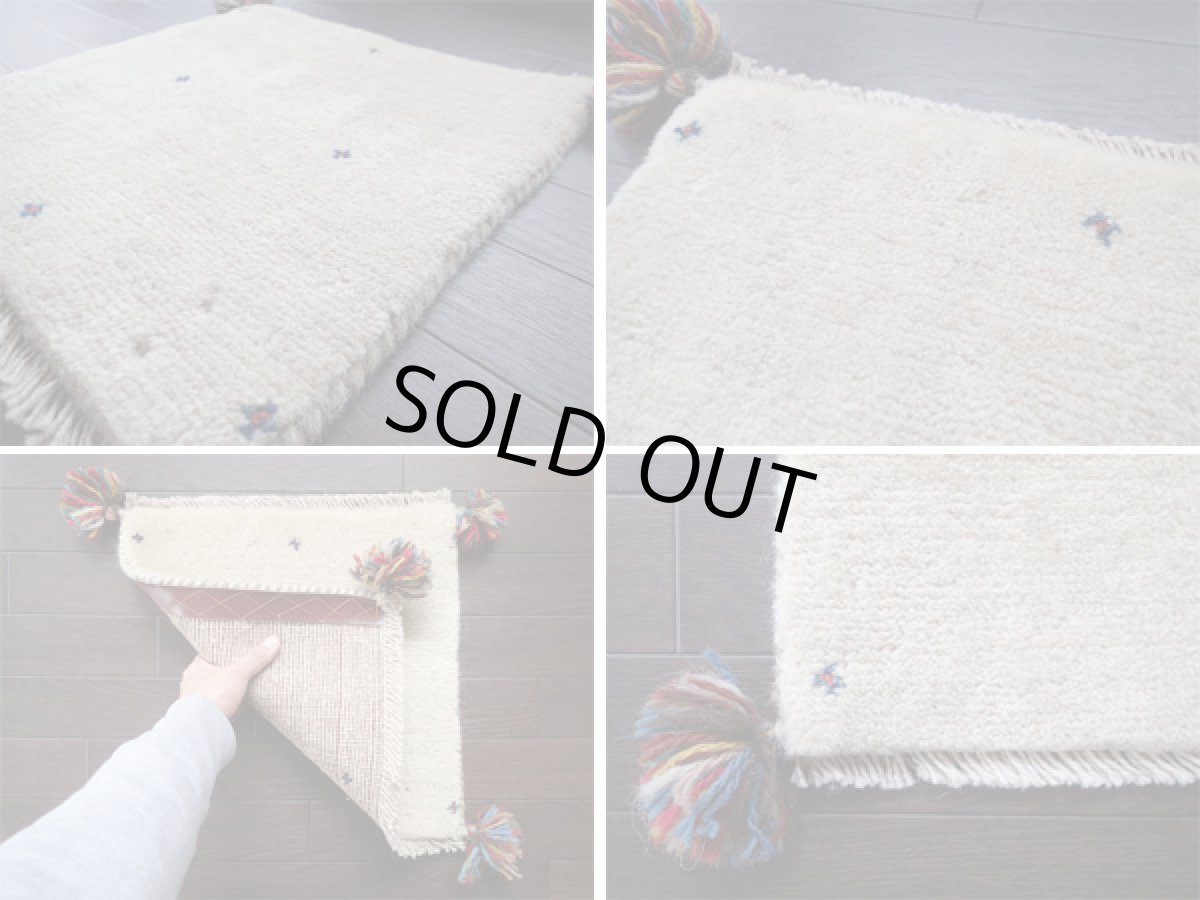 画像4: ペルシャ ミニ ギャッベ 座布団 サイズ 40 x 40 B58 ハンドメイド ラグ クッション 天然 ウール 手織り ギャベ ナチュラル 白 (4)