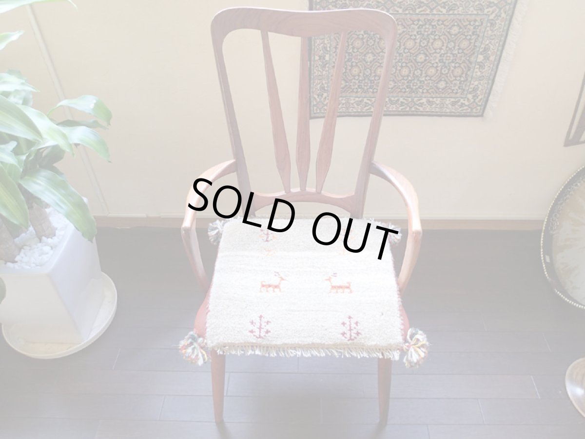 画像3: 手織りペルシャミニギャッベC11座布団サイズ38×42ハンドメイドラグ (3)