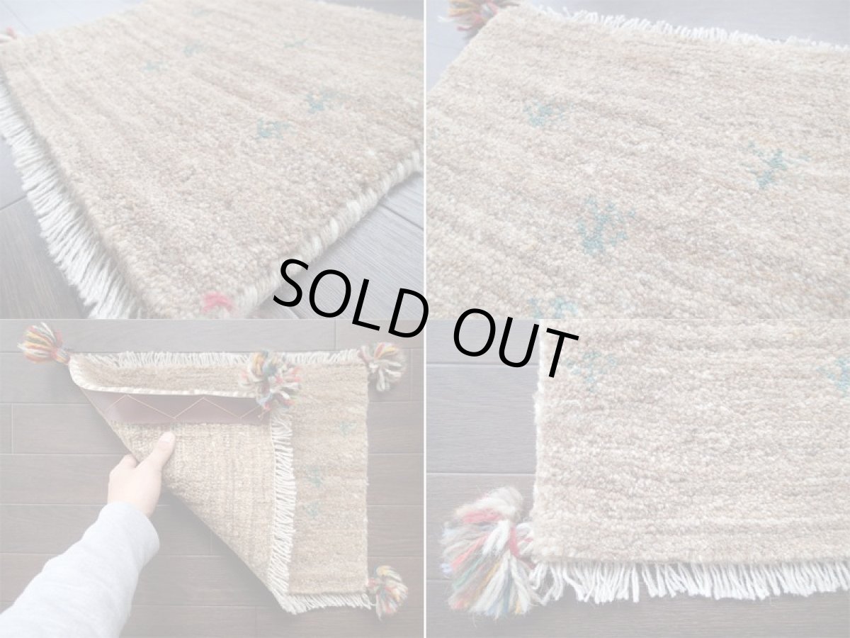 画像4: ペルシャ ミニ ギャッベ 座布団 サイズ 34 × 43 C28 ハンドメイド ラグ クッション 天然 ウール 手織り ギャベ 茶 緑 (4)