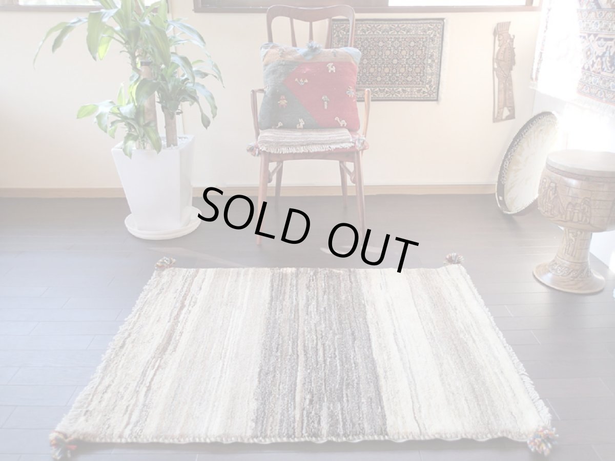 画像3: 手織りペルシャギャッベC125アクセントラグサイズ115×84ハンドメイドラグ (3)