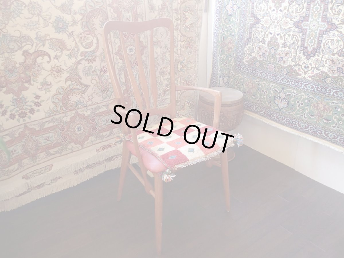 画像3: 手織りペルシャミニギャッベE74座布団サイズ36×37ハンドメイドラグ (3)