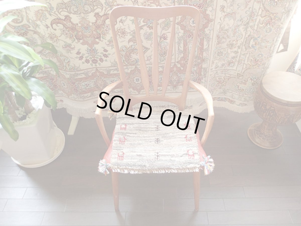 画像3: 手織りペルシャミニギャッベE80座布団サイズ36×40ハンドメイドラグ (3)