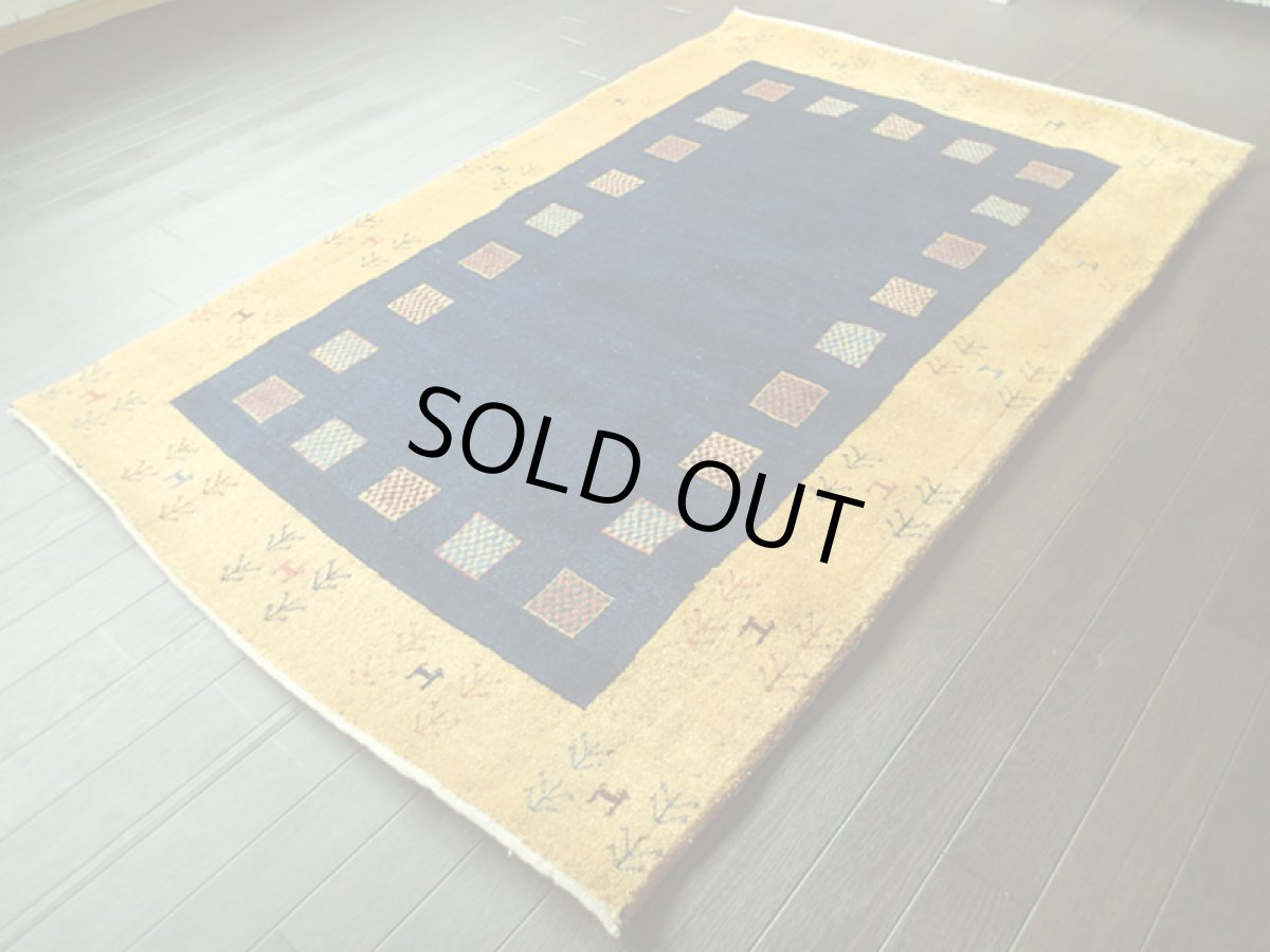 画像2: 手織りペルシャギャッベB1150センターラグサイズ153×101ハンドメイドラグ (2)