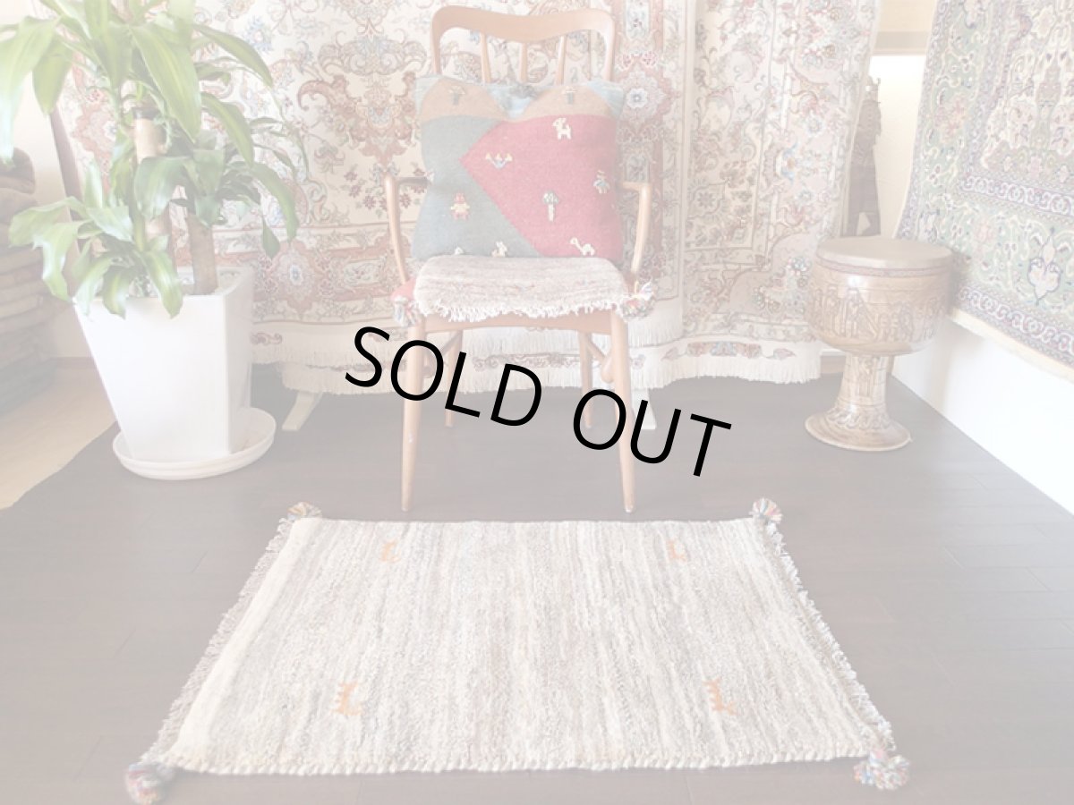 画像3: 手織りペルシャギャッベE95玄関マットサイズ90x61ハンドメイドラグ (3)