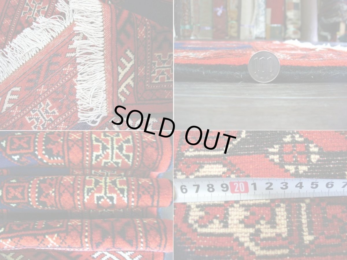 画像5: トルクメン ペルシャ 絨毯 アクセント サイズ 125 × 78 202 トライバル ラグ 天然 ウール 敷物 マット カーペット 赤 ネイビー (5)