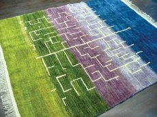 画像2: ペルシャ ギャッベ リビング サイズ 203 x 162 cm F174 ハンドメイド 天然 ウール 手織り ラグ 絨毯 カーペット グラデーション 緑 青 紫 (2)