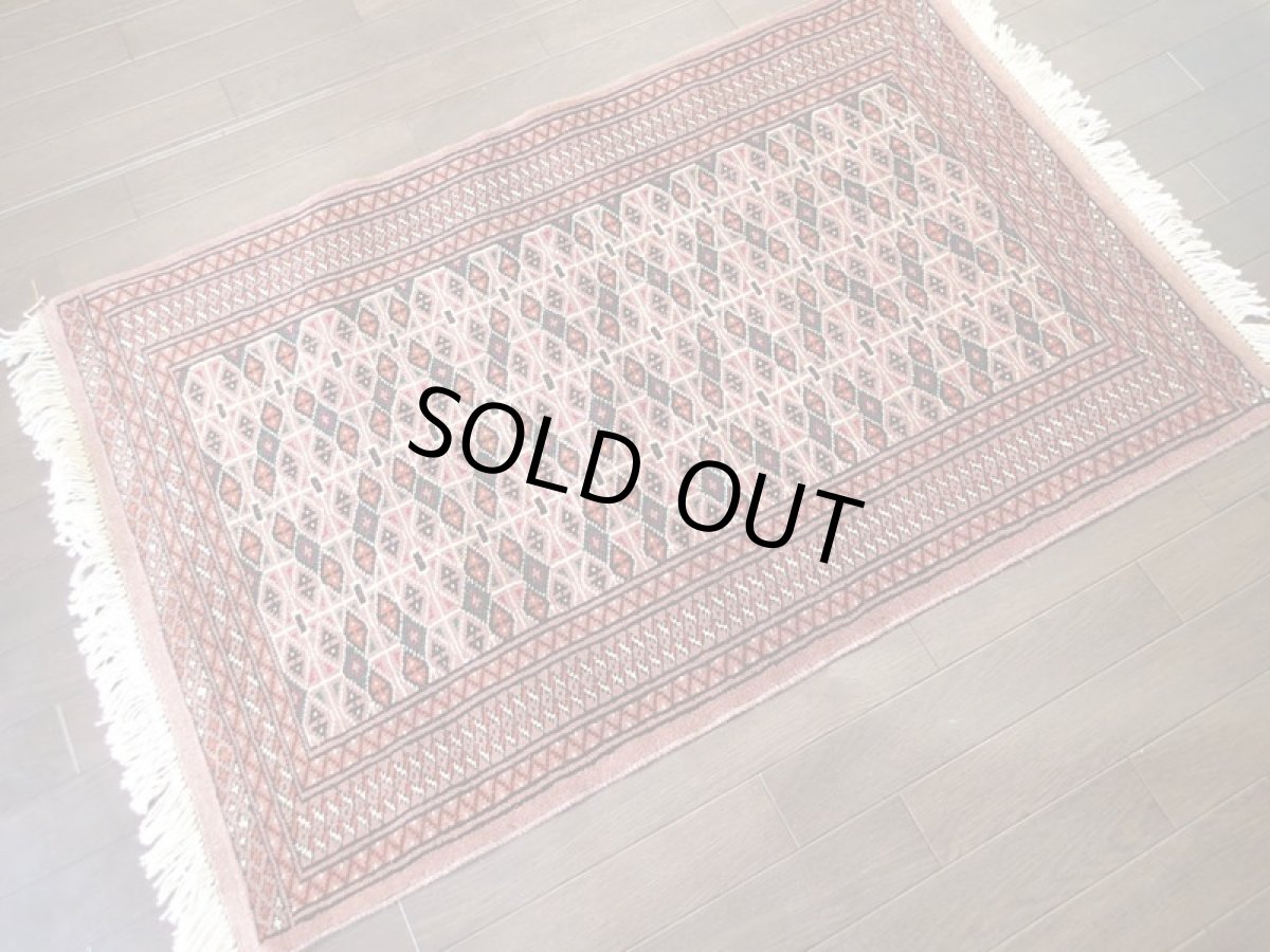 画像2: 新品 トルクメン ペルシャ 絨毯 アクセント サイズ 121 x 76 cm 201 トライバル ラグ 天然 ウール 敷物 マット カーペット エンジ 赤 茶 (2)