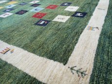画像5: ペルシャ ギャッベ リビング サイズ 202 x 157 cm F132 ハンドメイド ギャベ 天然 ウール 手織り ラグ マット 絨毯 カーペット 緑 クリーム カラフル (5)