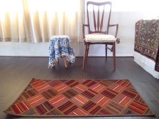 画像3: 新品 ペルシャ キリム パッチワーク ラグ アクセント サイズ 113 x 59 cm No.5489 平織り 天然 ウール 絨毯 敷物 マット カーペット 茶 赤 マルチ カラー n-5489-113059sa08 (3)