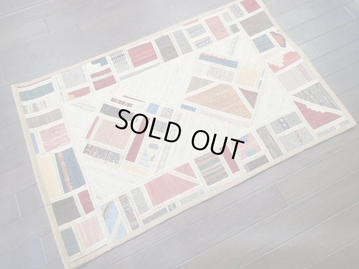 画像2: ペルシャ ギャッベ キリム ジャジム パッチワーク ラグ 玄関 マット サイズ 96 x 62 cm 1771 平織り 天然 ウール 絨毯 敷物 カーペット ナチュラル クリーム マルチ カラー (2)