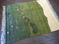 画像2: ペルシャ ギャッベ リビング サイズ  214 x 169 cm F170 ハンドメイド ギャベ 天然 ウール 手織り ラグ マット 絨毯 カーペット ナチュラル クリーム 緑 (2)