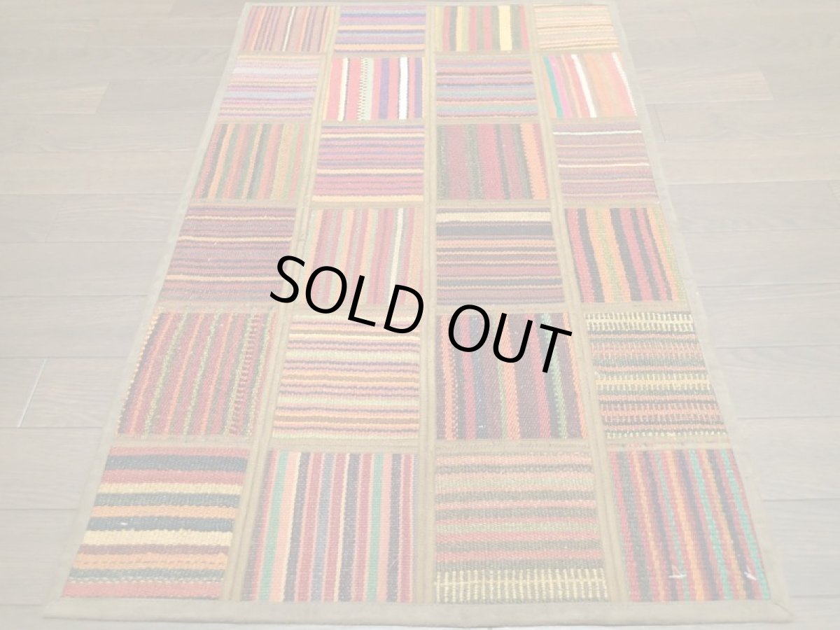 画像4: ペルシャ キリム パッチワーク ラグ 玄関 マット サイズ 88 x 54  cm 5495 平織り 天然 ウール 絨毯 敷物 カーペット 茶 赤 黄 マルチ カラー (4)