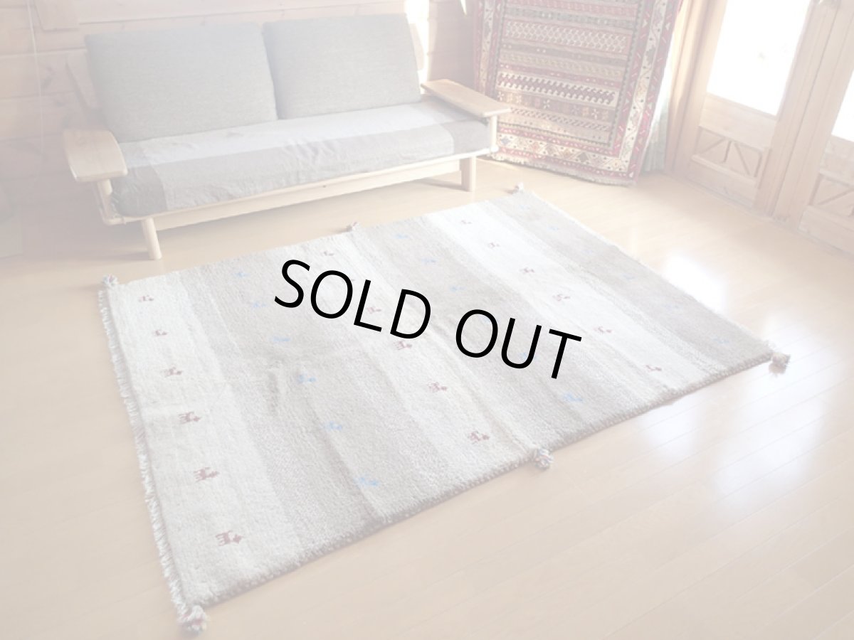 画像3: ペルシャ ギャッベ リビング サイズ ラグ 200 x 150 cm F20 ハンドメイド ギャベ 天然 ウール 手織り 絨毯 カーペット ナチュラル クリーム 灰 シンプル 動物 柄 (3)