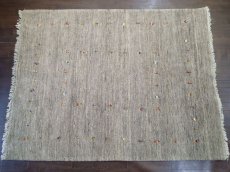 画像2: ペルシャ ギャッベ リビング 2m サイズ ラグ 200 x 158 cm 15 ハンドメイド ギャベ 天然 ウール 手織り 絨毯 カーペット ナチュラル 灰 グレー シンプル 動物 柄 (2)