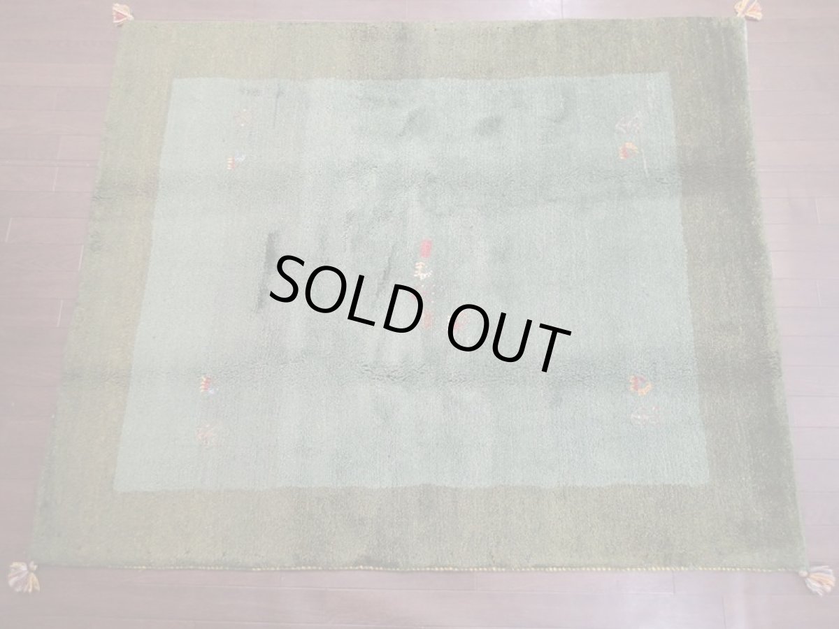 画像2: 新品 ペルシャ ギャッベ リビング サイズ ラグ 180 x 148 cm 20 ハンドメイド ギャベ 天然 ウール 手織り 絨毯 カーペット ナチュラル 緑 グリーン シンプル 動物 柄 (2)