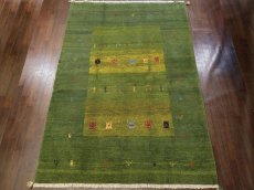 画像4: ペルシャ ギャッベ リビング 2.3m サイズ ラグ 235 x 163 cm 18 ハンドメイド ギャベ 天然 ウール 手織り 絨毯 カーペット 緑 黄 シンプル 動物  木 柄 (4)