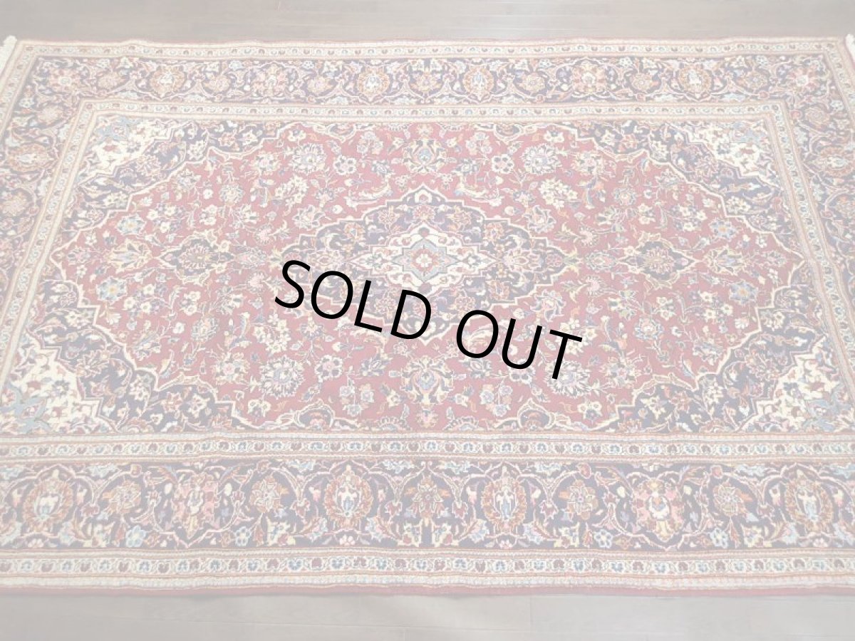 画像2: ペルシャ 絨毯 カシャーン 3m リビング ダイニング サイズ 312 x 198 cm 8 手織り 天然 ウール ラグ カーペット 赤 紺 トランジ ヘリス メダリオン 花柄 (2)