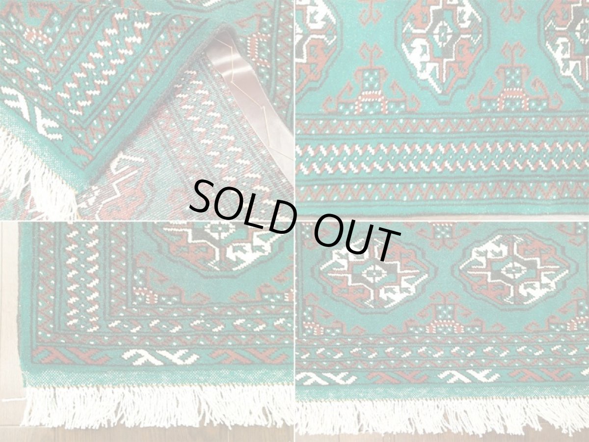 画像9: 新品 トルクメン ペルシャ 絨毯 1.3m アクセント サイズ 133 x 77 cm 188 トライバル ラグ 天然 ウール 敷物 マット カーペット 緑 エンジ (9)