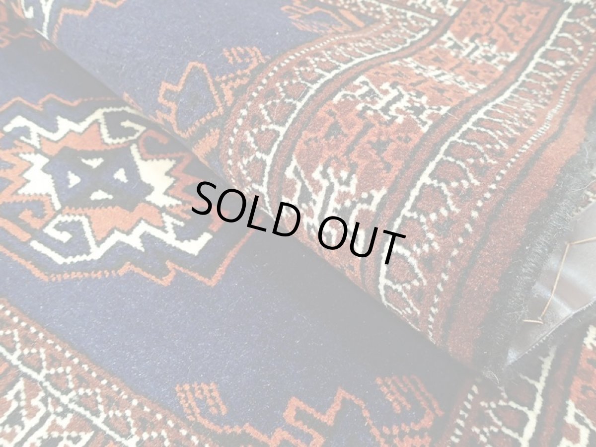 画像8: 新品 トルクメン ペルシャ 絨毯 1.2m アクセント サイズ 126 x 84 cm 195 トライバル ラグ 天然 ウール 敷物 マット カーペット 紺 エンジ 茶 赤 民族 柄 (8)