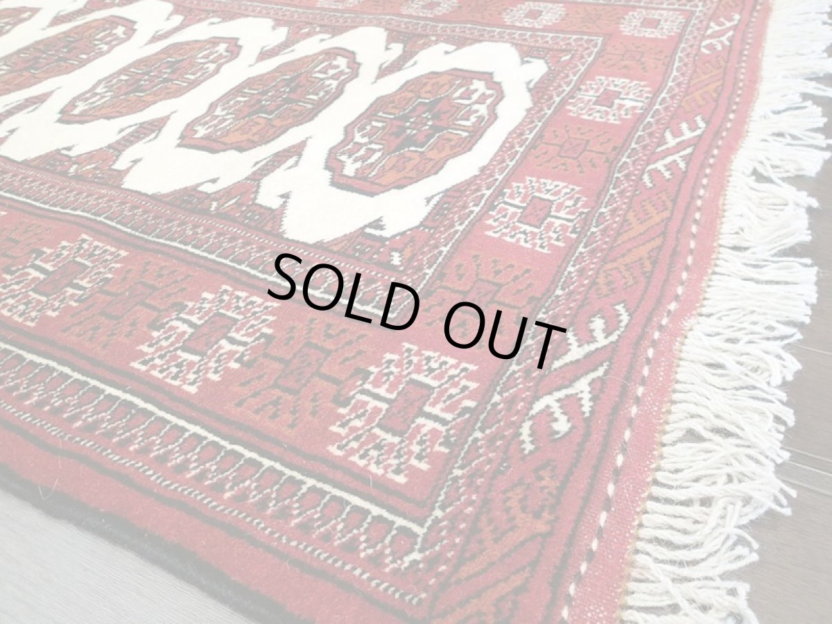 画像6: 新品 トルクメン ペルシャ 絨毯 1.2m アクセント サイズ 122 x 81 cm 197 トライバル ラグ 天然 ウール 敷物 マット カーペット 赤 エンジ クリーム 民族 柄 (6)