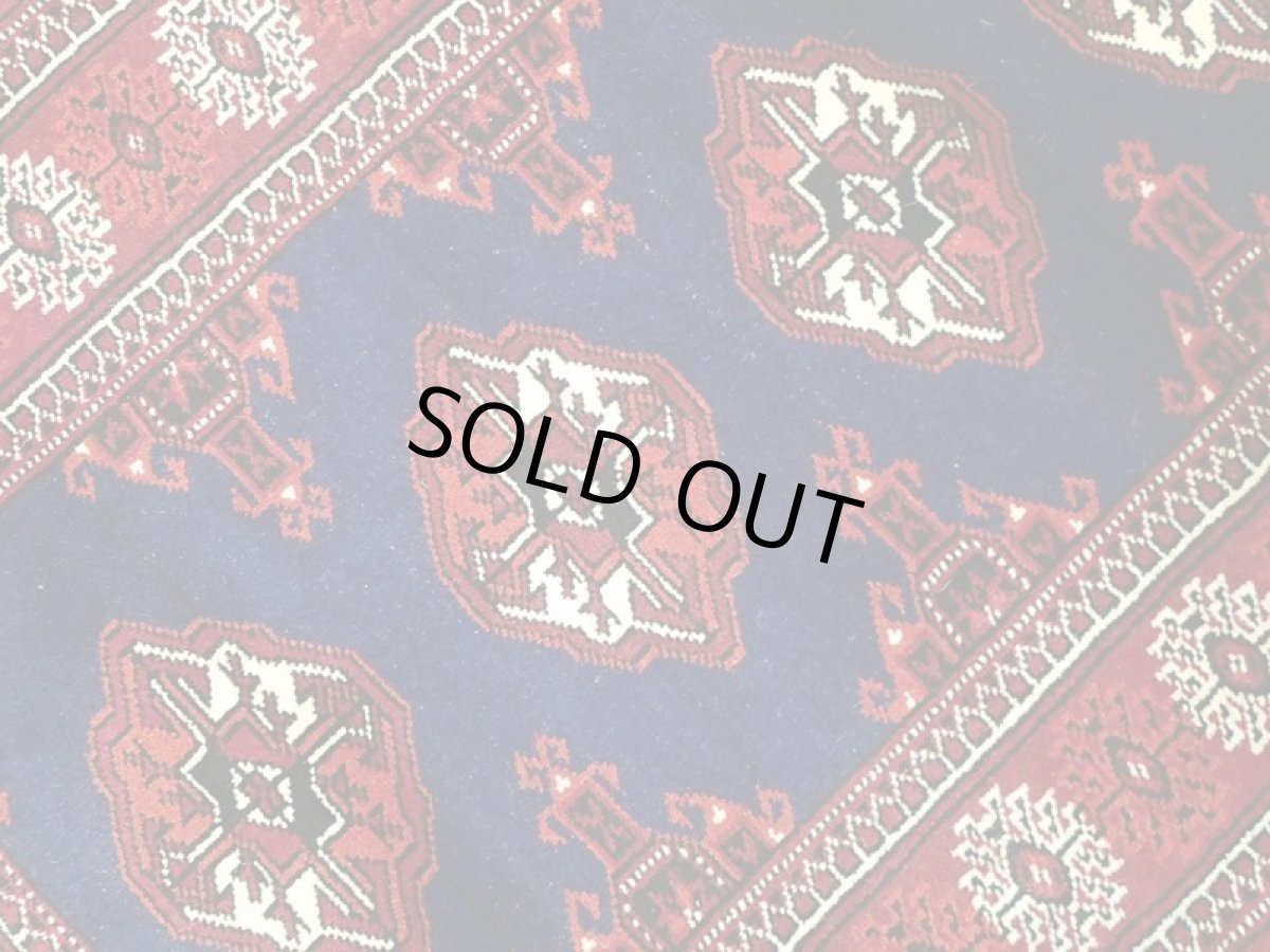 画像4: 新品 トルクメン ペルシャ 絨毯 1.2m アクセント サイズ 123 x 78 cm 193 トライバル ラグ 天然 ウール 敷物 マット カーペット ワインレッド 紺 赤 民族 柄 (4)