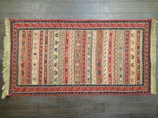画像2: ペルシャ キリム グーチャン 1m 玄関 マット サイズ 100 x 52 cm 133 スマック 手織り トライバル ラグ 天然 ウール マット 絨毯 カーペット カラフル (2)