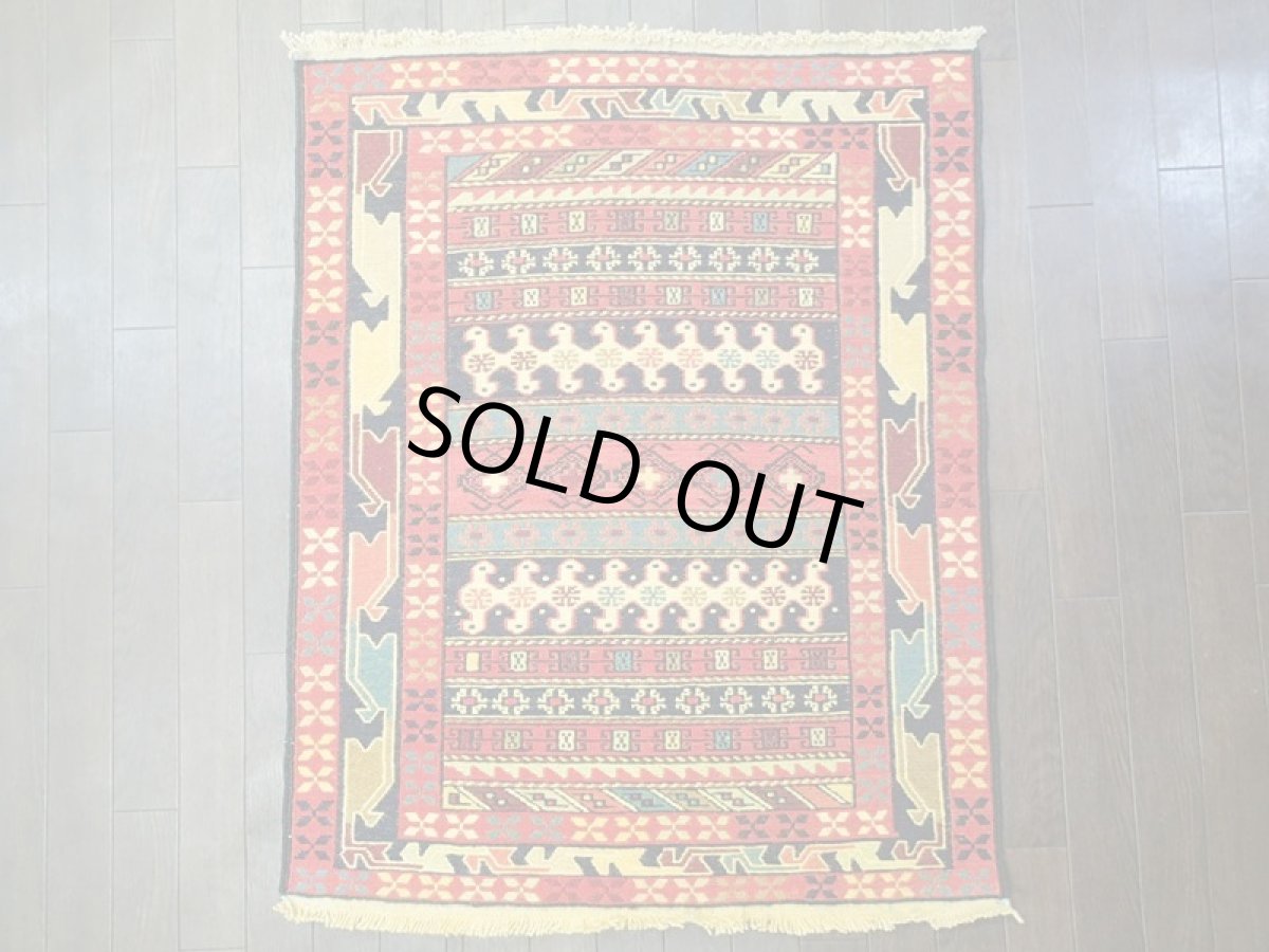 画像2: ペルシャ キリム グーチャン 1m 玄関 マット サイズ 103 x 81 cm 109 スマック 手織り トライバル ラグ 天然 ウール マット 絨毯 カーペット カラフル (2)