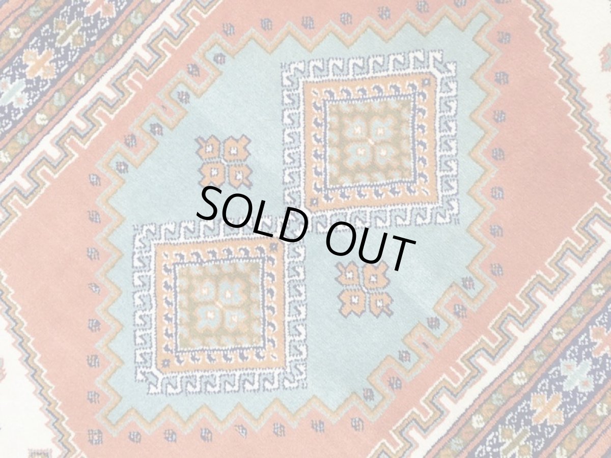 画像6: 新品 ペルシャ 絨毯 トルクメン 1.4m アクセント サイズ 143 x 98 cm E37 トライバル ラグ 天然 ウール 敷物 マット カーペット 茶 オレンジ クリーム 白  エメラルドグリーン 民族 柄 (6)