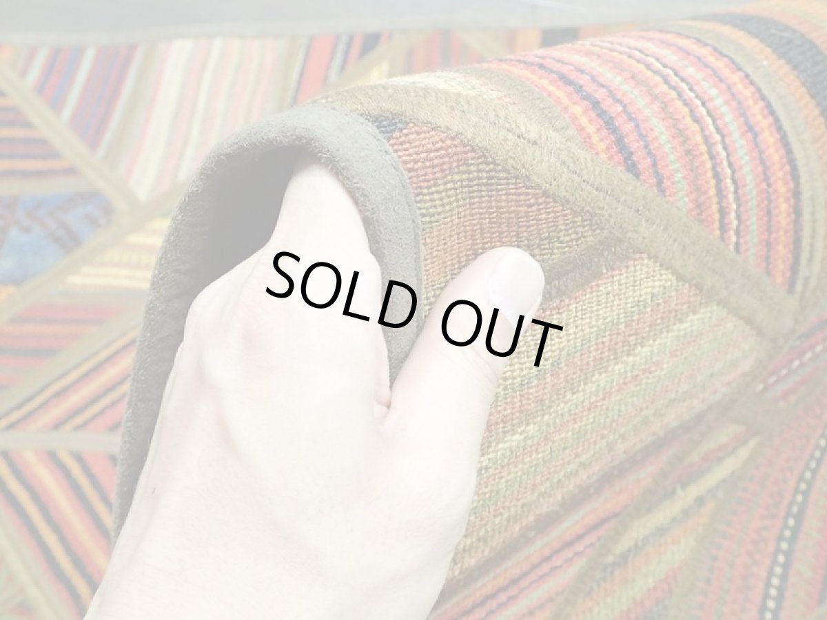 画像9: ペルシャ キリム ジャジム パッチワーク ラグ 1.3m アクセント サイズ 134 x 68 cm 5492 平織り 天然 ウール 絨毯 敷物 マット カーペット 茶 赤 黄 クリーム カラフル マルチカラー 縞 模様 (9)