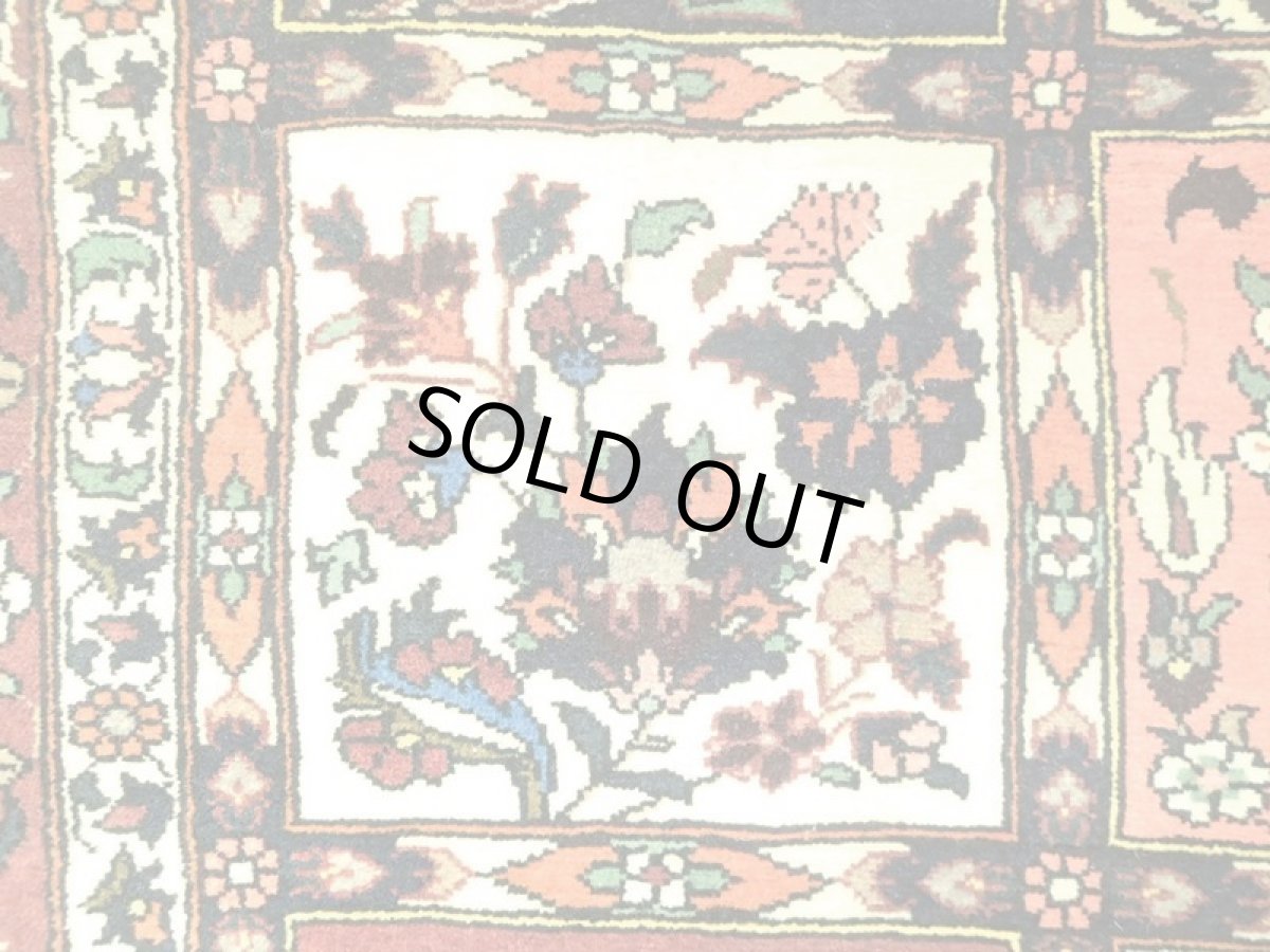 画像11: オールド ペルシャ 絨毯 バクティアリ 2.3m センター ソファ サイズ 225 x 143 cm 16C 手織り トライバル ラグ 天然 ウール 敷物 マット カーペット クリーム 茶 エンジ 紺 カラフル ブロック 花柄 庭園 ヴィンテージ OLD (11)