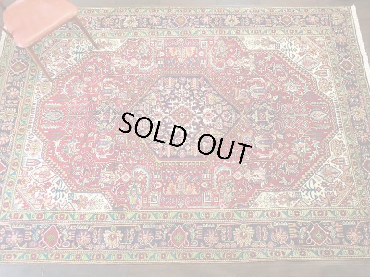 画像4: オールド ペルシャ 絨毯 タブリーズ 3m リビング ダイニング 大判 サイズ 305 x 212 cm f234 手織り トライバル ラグ 天然 ウール 敷物 マット カーペット 赤 緑 クリーム 草木 花 柄 ヴィンテージ OLD (4)