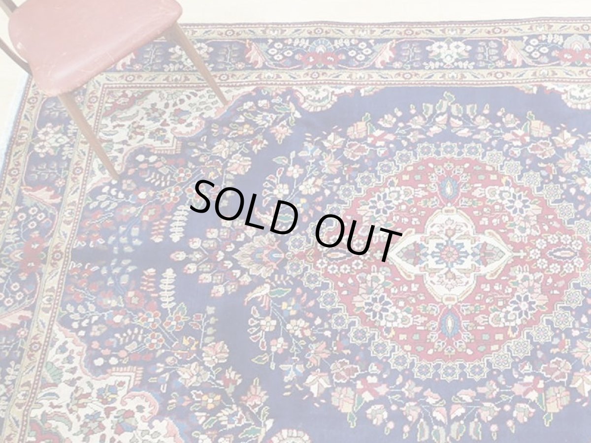 画像2: オールド ペルシャ 絨毯 タブリーズ 3m リビング ダイニング 大判 サイズ 303 x 200 cm f221 手織り トライバル ラグ 天然 ウール 敷物 マット カーペット 青 赤 草木 花 柄 ヴィンテージ OLD (2)