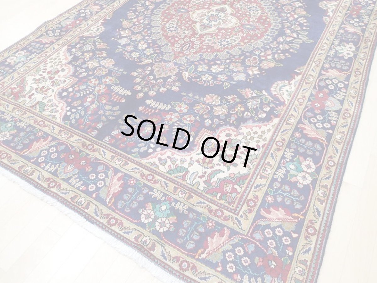 画像10: オールド ペルシャ 絨毯 タブリーズ 3m リビング ダイニング 大判 サイズ 303 x 200 cm f221 手織り トライバル ラグ 天然 ウール 敷物 マット カーペット 青 赤 草木 花 柄 ヴィンテージ OLD (10)