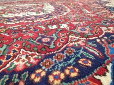 画像11: オールド ペルシャ 絨毯 タブリーズ 3m リビング ダイニング 大判 サイズ 299 x 206 cm f216 手織り トライバル ラグ 天然 ウール 敷物 マット カーペット 紺 赤 クリーム 黄 緑 草木 花 柄 ヴィンテージ OLD (11)