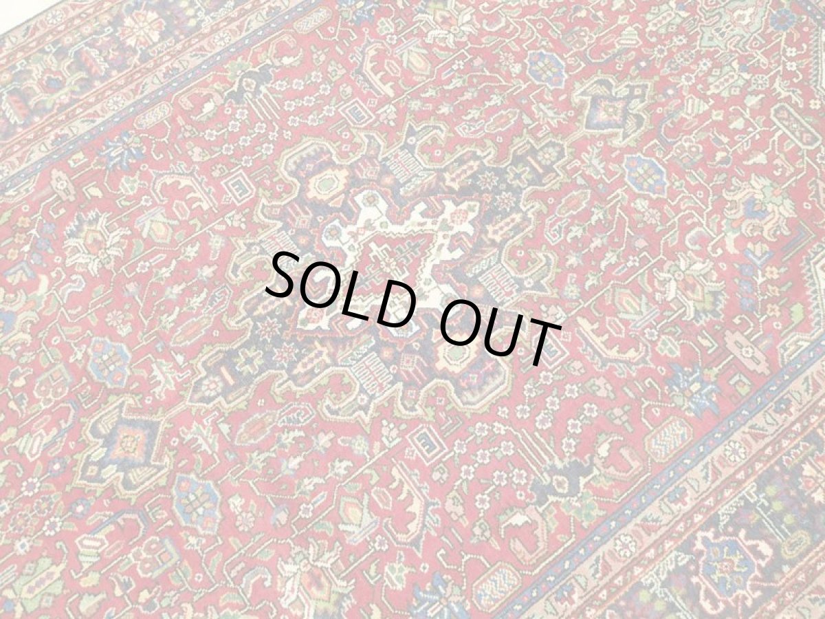 画像9: オールド ペルシャ 絨毯 タブリーズ 3m リビング ダイニング 大判 サイズ 295 x 198 cm p112 手織り トライバル ラグ 天然 ウール 敷物 マット カーペット 紺 赤 メダリオン 草木 花 柄 ヴィンテージ OLD (9)