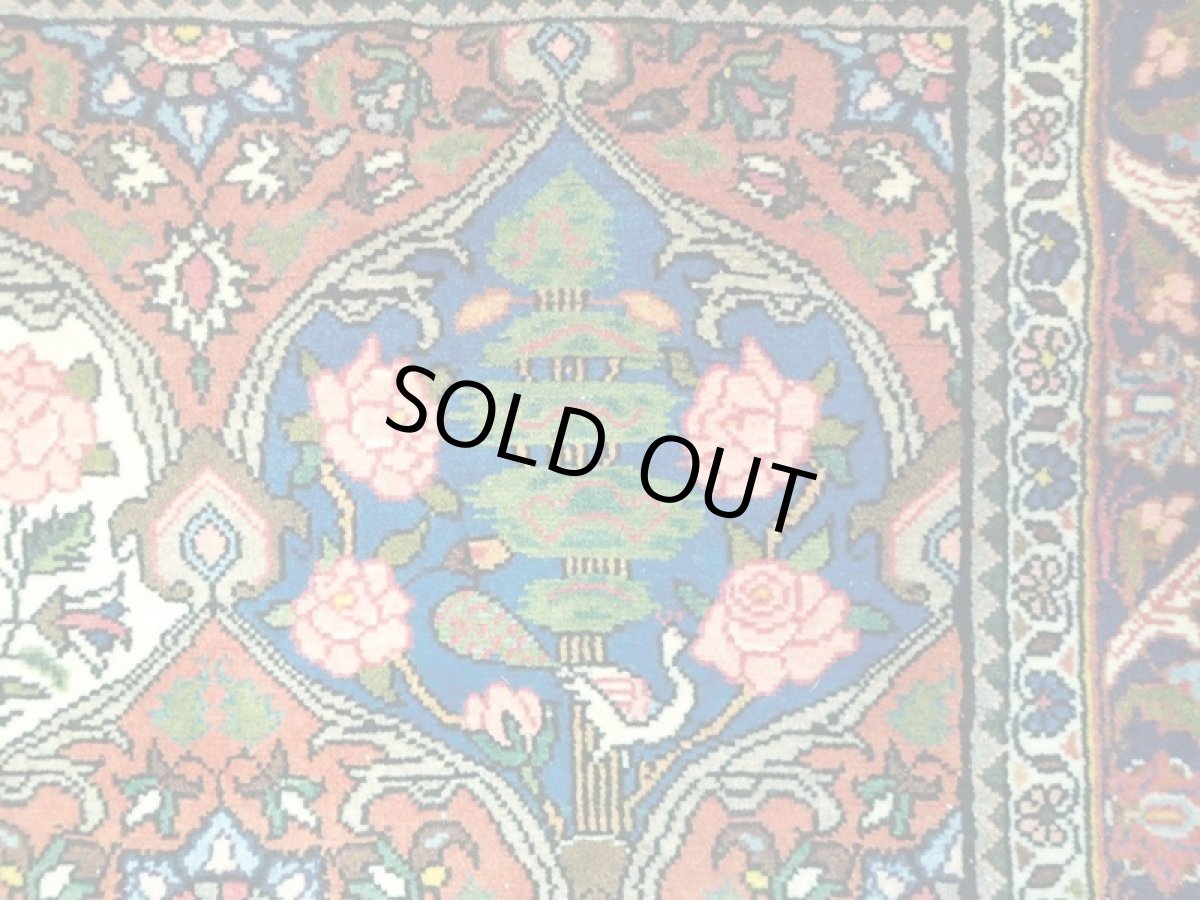 画像12: 美品 ペルシャ 絨毯 バクティアリ 2.2m リビング ダイニング サイズ 218 x 128 cm 20C 手織り トライバル ラグ 天然 ウール 敷物 マット カーペット クリーム 茶 オレンジ 紺 カラフル ブロック 花柄 庭園 ヴィンテージ OLD a-20C-218128a055 (12)