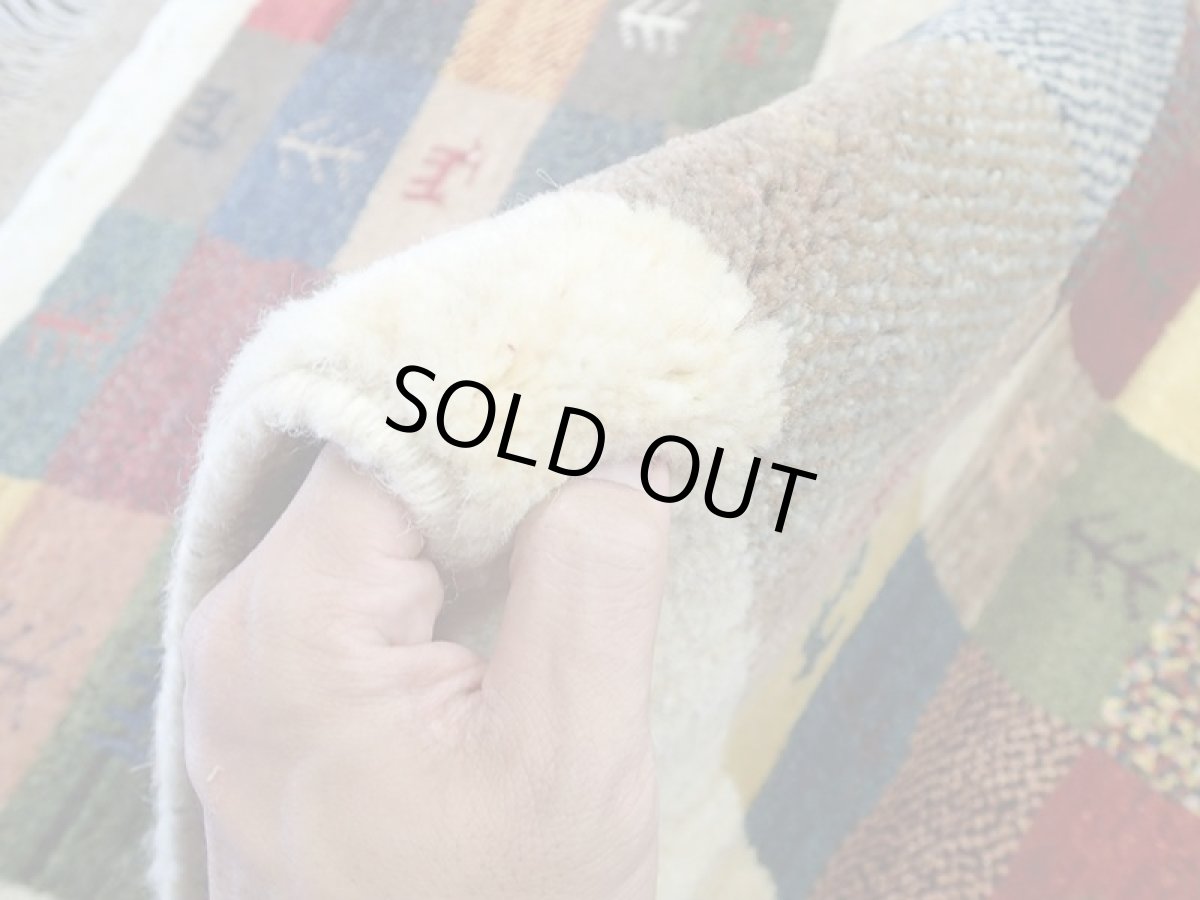 画像11: 新品 ペルシャ ギャッベ 1.3m アクセント サイズ 130 x 88 cm f1 ハンドメイド ギャベ 手織り トライバル ラグ 天然 ウール 敷物 マット カーペット クリーム カラフル マルチカラー 木 動物 パッチワーク柄 (11)