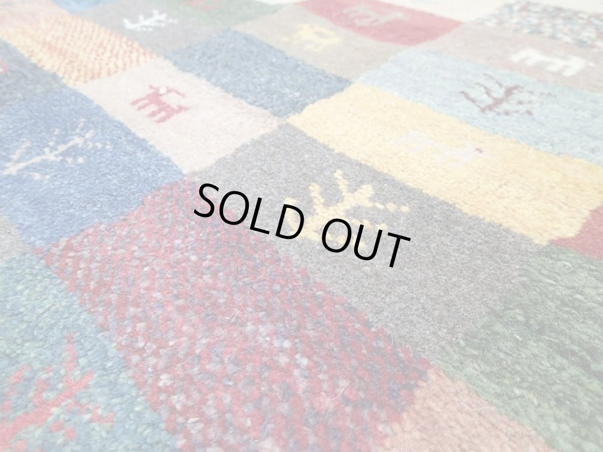 画像9: 新品 ペルシャ ギャッベ 1.3m アクセント サイズ 130 x 88 cm f1 ハンドメイド ギャベ 手織り トライバル ラグ 天然 ウール 敷物 マット カーペット クリーム カラフル マルチカラー 木 動物 パッチワーク柄 (9)