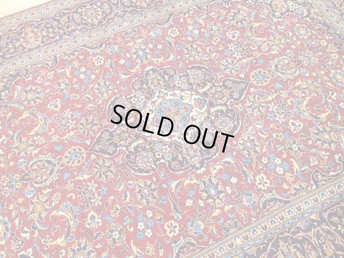 画像9: オールド ペルシャ 絨毯 カシャーン 2.9m リビング ダイニング 大判 サイズ 284 x 210 cm 42 手織り トライバル ラグ 天然 ウール 敷物 マット カーペット 赤 紺 メダリオン 草木 花 柄 ヴィンテージ (9)