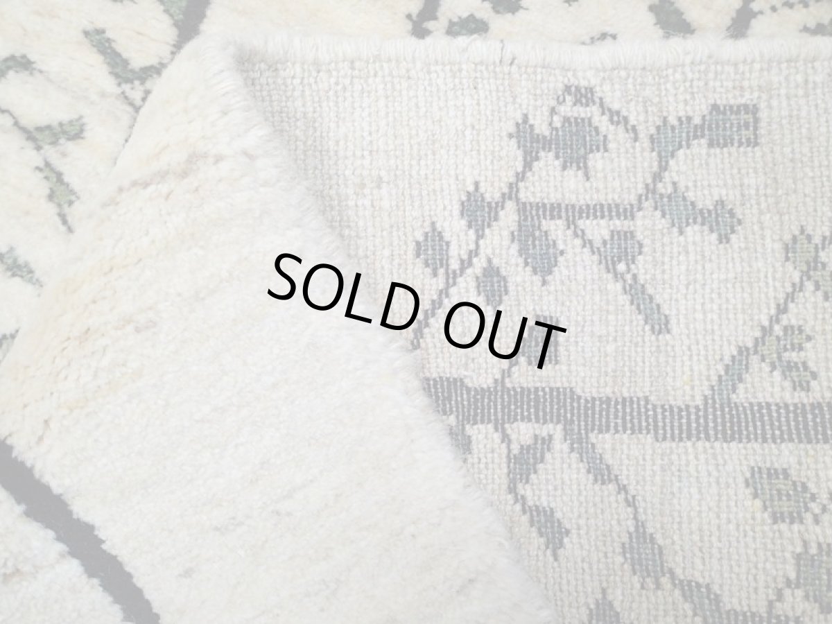 画像10: 新品 ペルシャ ギャッベ 1.2m アクセント サイズ 124 x 90 cm f173 ハンドメイド ギャベ 手織り トライバル ラグ 天然 ウール 敷物 マット カーペット クリーム 白 シンプル 木 (10)