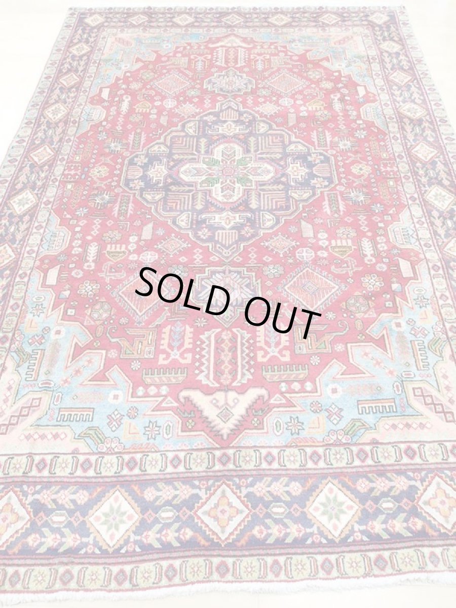 画像5: オールド ペルシャ 絨毯 タブリーズ 3m リビング ダイニング 大判 サイズ 300 x 200 cm p123 手織り トライバル ラグ 天然 ウール 敷物 マット カーペット 紺 赤 スカイブルー ピンク メダリオン 草木 花 柄 ヴィンテージ OLD (5)