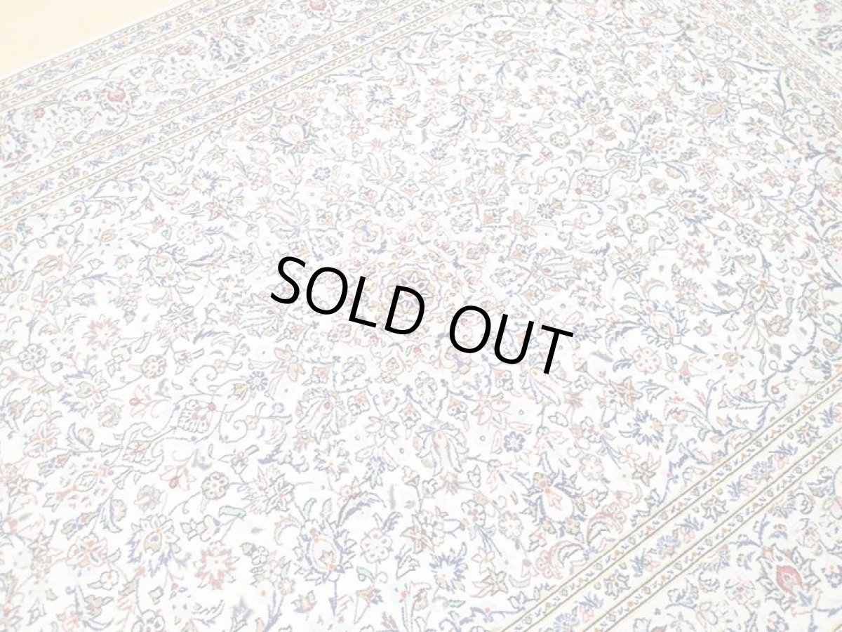 画像9: 美品 ペルシャ 絨毯 カシャーン 3.1m リビング ダイニング 大判 サイズ 313 x 218 cm n227 手織り トライバル ラグ 天然 ウール 敷物 マット カーペット 白 メダリオン 草木 花 柄 ヴィンテージ ビンテージ (9)