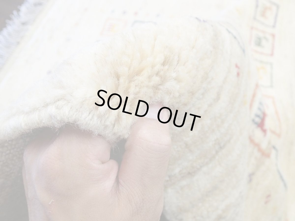 画像14: 新品 ペルシャ ギャッベ 1.3m アクセント サイズ 125 x 88 cm n209 ハンドメイド ギャベ 手織り トライバル ラグ 天然 ウール 敷物 マット カーペット クリーム 生成り マルチカラー 動物 (14)