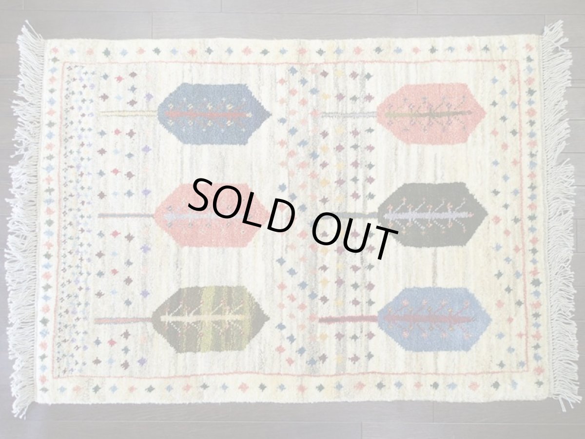 画像2: 新品 ペルシャ ギャッベ 1.2m アクセント サイズ 114 x 83 cm n214 ハンドメイド ギャベ 手織り トライバル ラグ 天然 ウール 敷物 マット カーペット クリーム 生成り マルチカラー 木 (2)