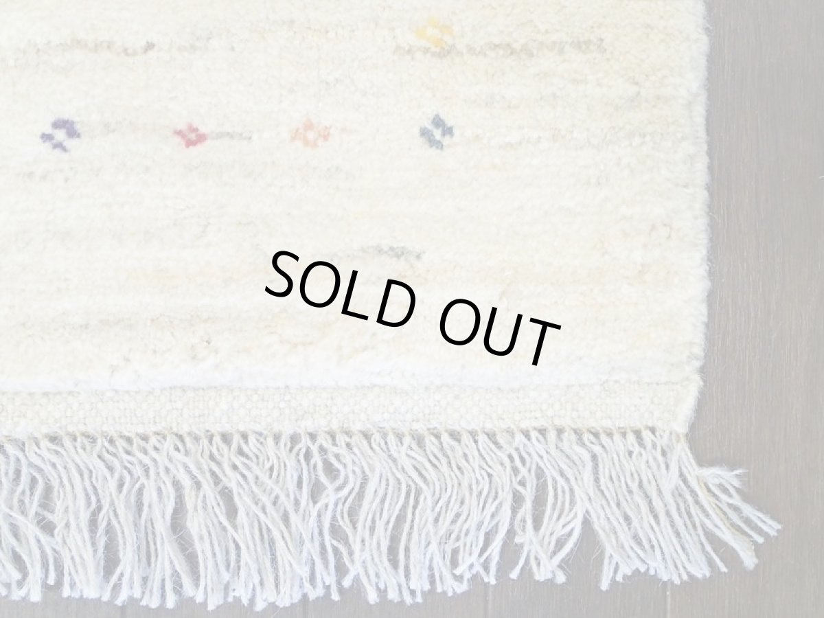 画像9: 新品 ペルシャ ギャッベ 1.3m アクセント サイズ 125 x 88 cm n209 ハンドメイド ギャベ 手織り トライバル ラグ 天然 ウール 敷物 マット カーペット クリーム 生成り マルチカラー 動物 (9)