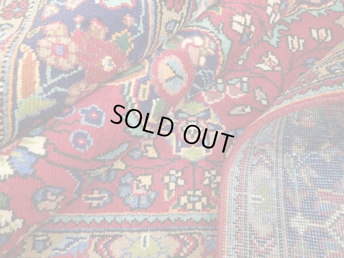 画像15: オールド ペルシャ 絨毯 タブリーズ 3m リビング ダイニング 大判 サイズ  305 x 202cm P104 手織り トライバル ラグ 天然 ウール 敷物 マット カーペット 紺 赤 メダリオン 草木 花 柄 ヴィンテージ ビンテージ OLD (15)